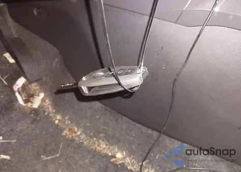 2024 Chevrolet Trax Fwd 1Rs из США, поврежденный, VIN KL77LGE2XRC130711